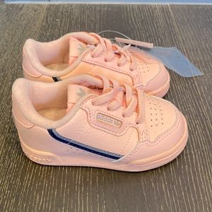 Adidas baby girl continental sneakers. Size 5K US.